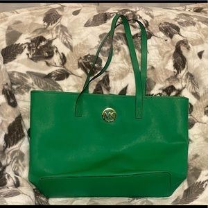 Like new Michael Kors shoulder bag